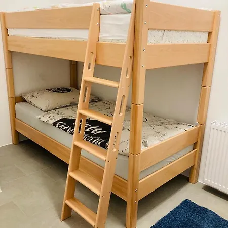 Family House Apartma Daire